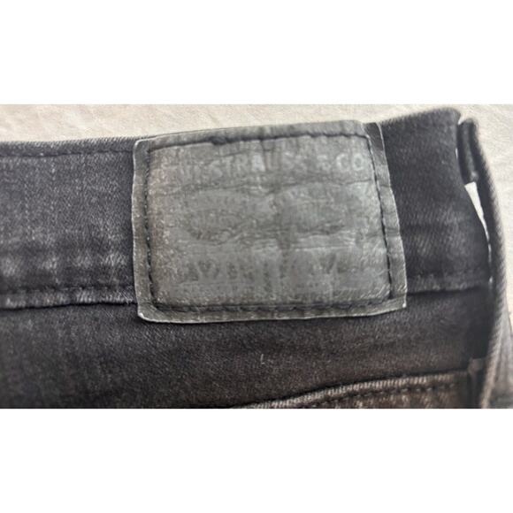 Levi's Women's Size 33 720 High-Rise Super-Skinny Jeans, Distressed Cyber Grunge - Picture 8 of 8